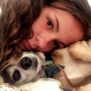 Meet your Posher, Iona